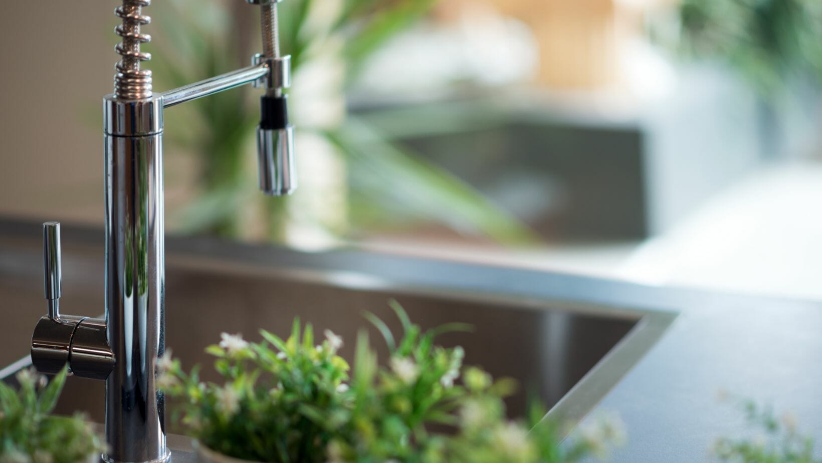 Comparison of Moen vs Delta vs Kohler Kitchen Faucets (2020