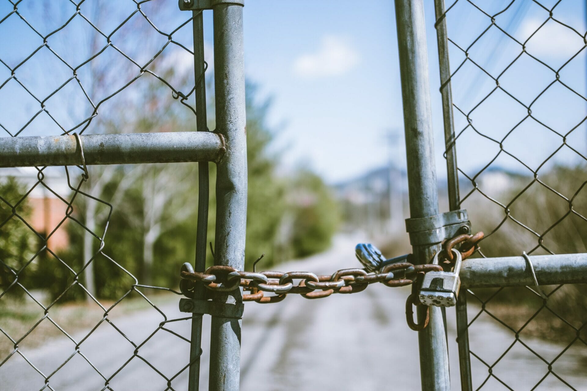 Chain Link Fence: Everything You Need to Know