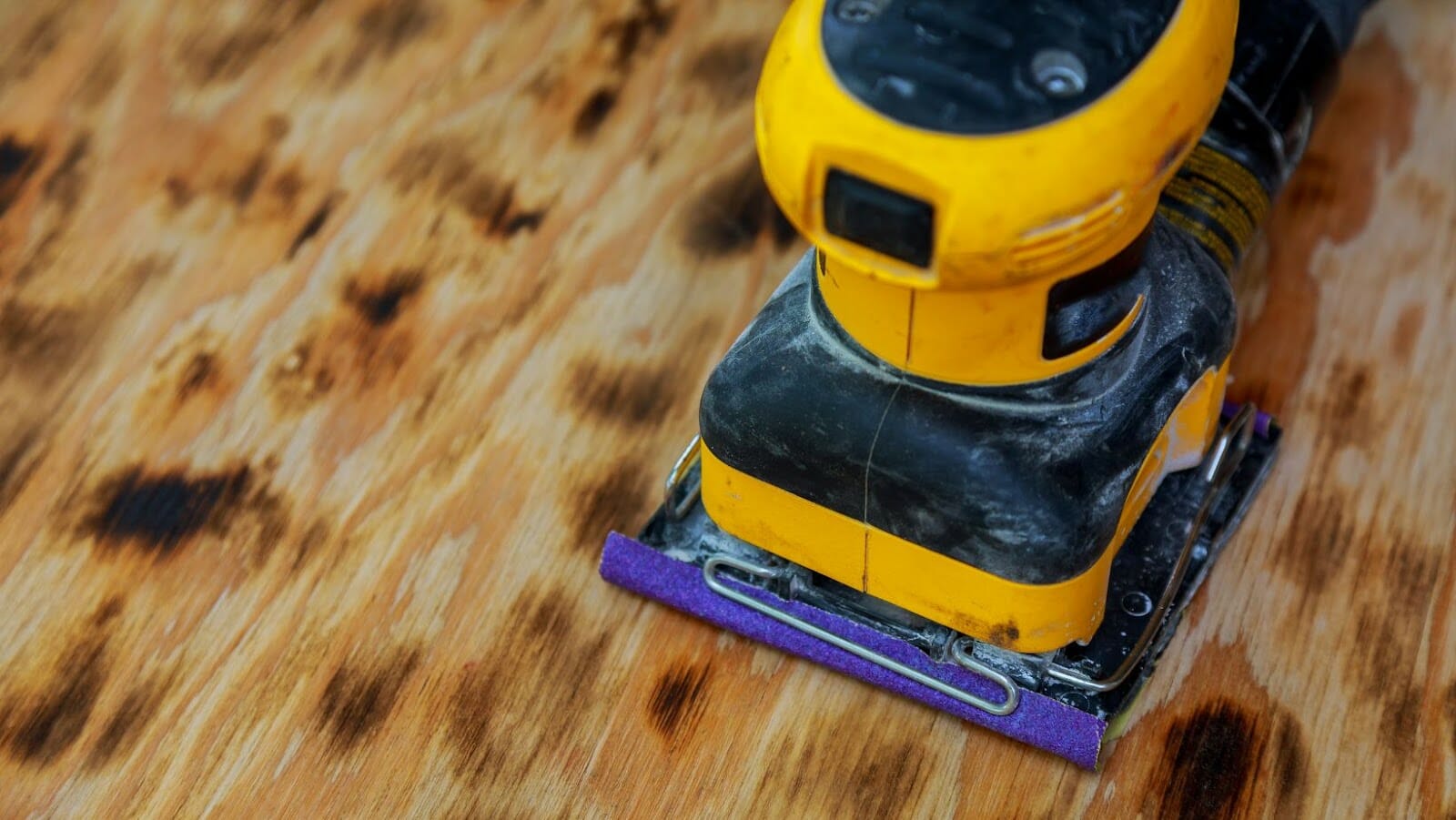 Sanding and Refinishing Old Wood Floors – 3 Things To Consider