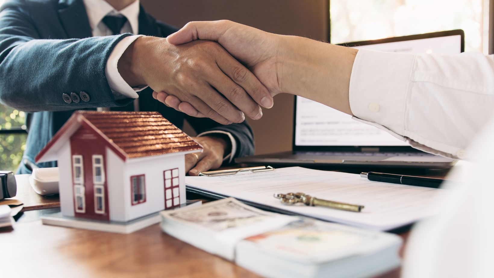 How to measure the success of your real estate postcard campaigns