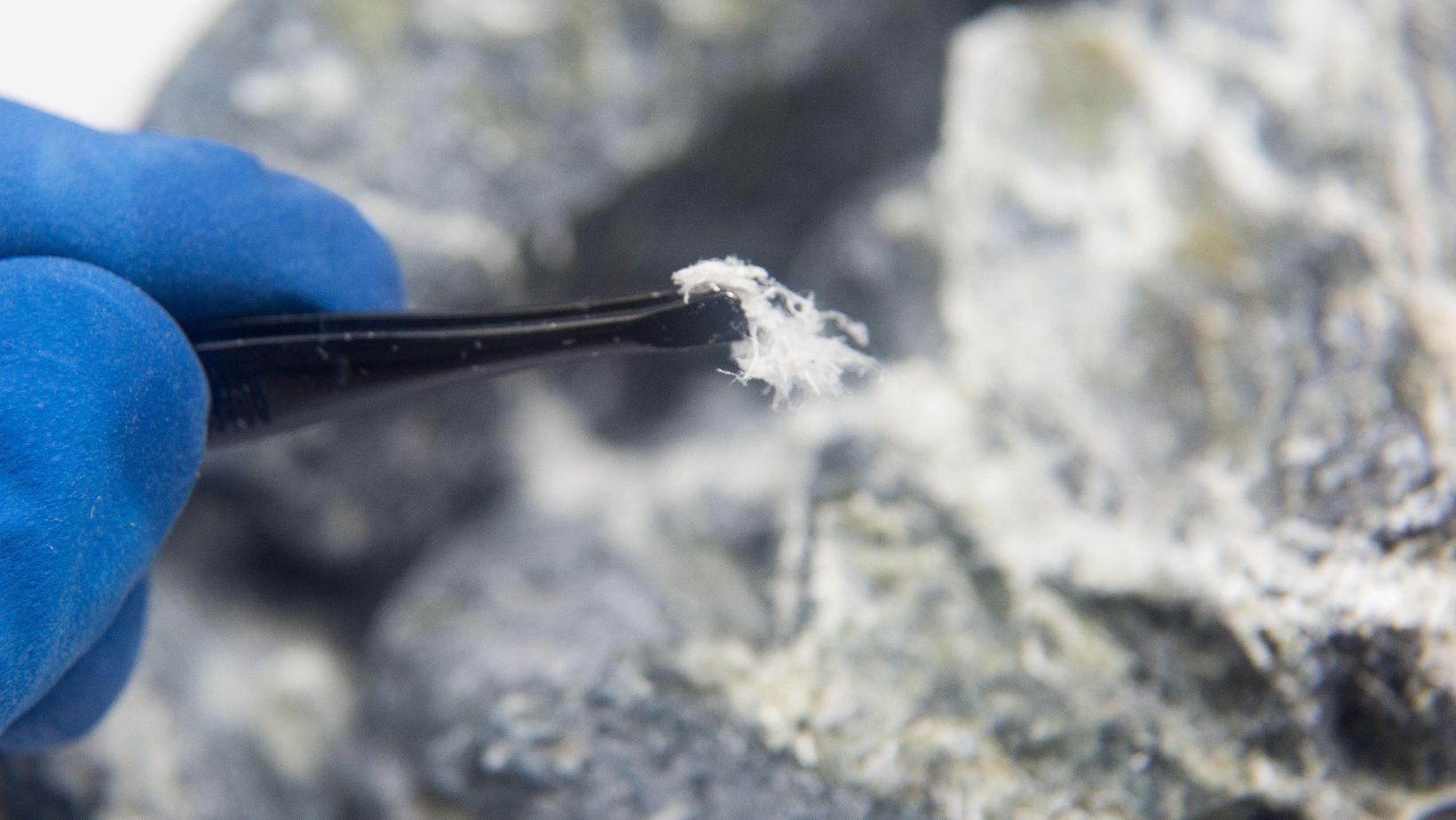 The cost of asbestos removal in toronto explained