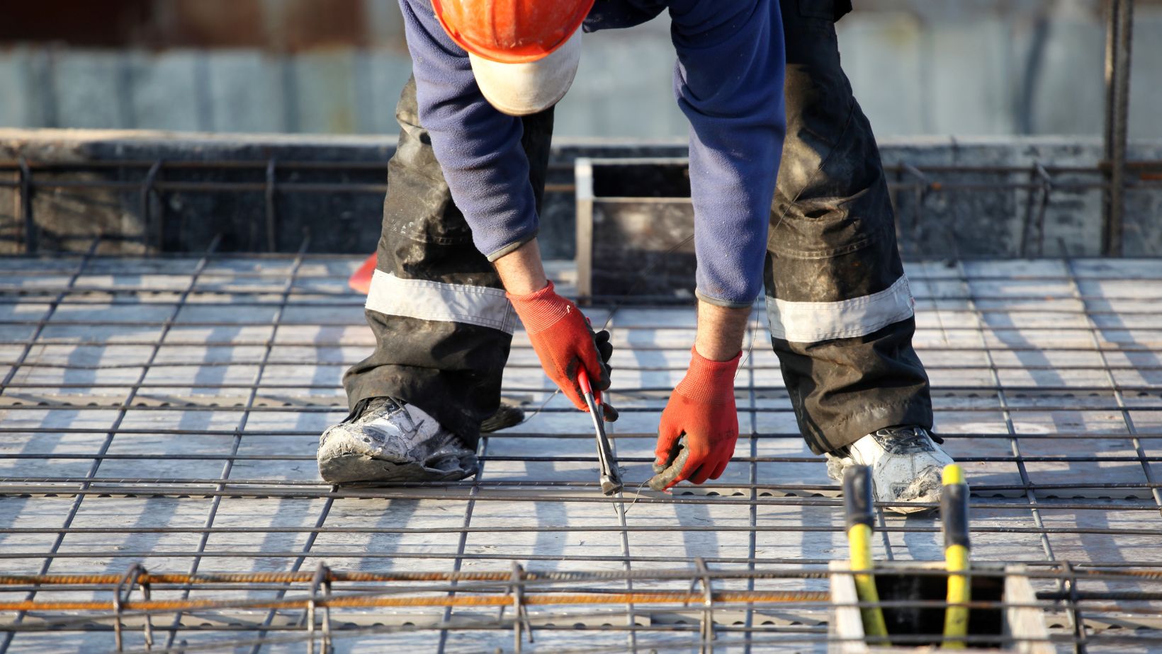 5 practical strategies to introduce tech across the jobsite