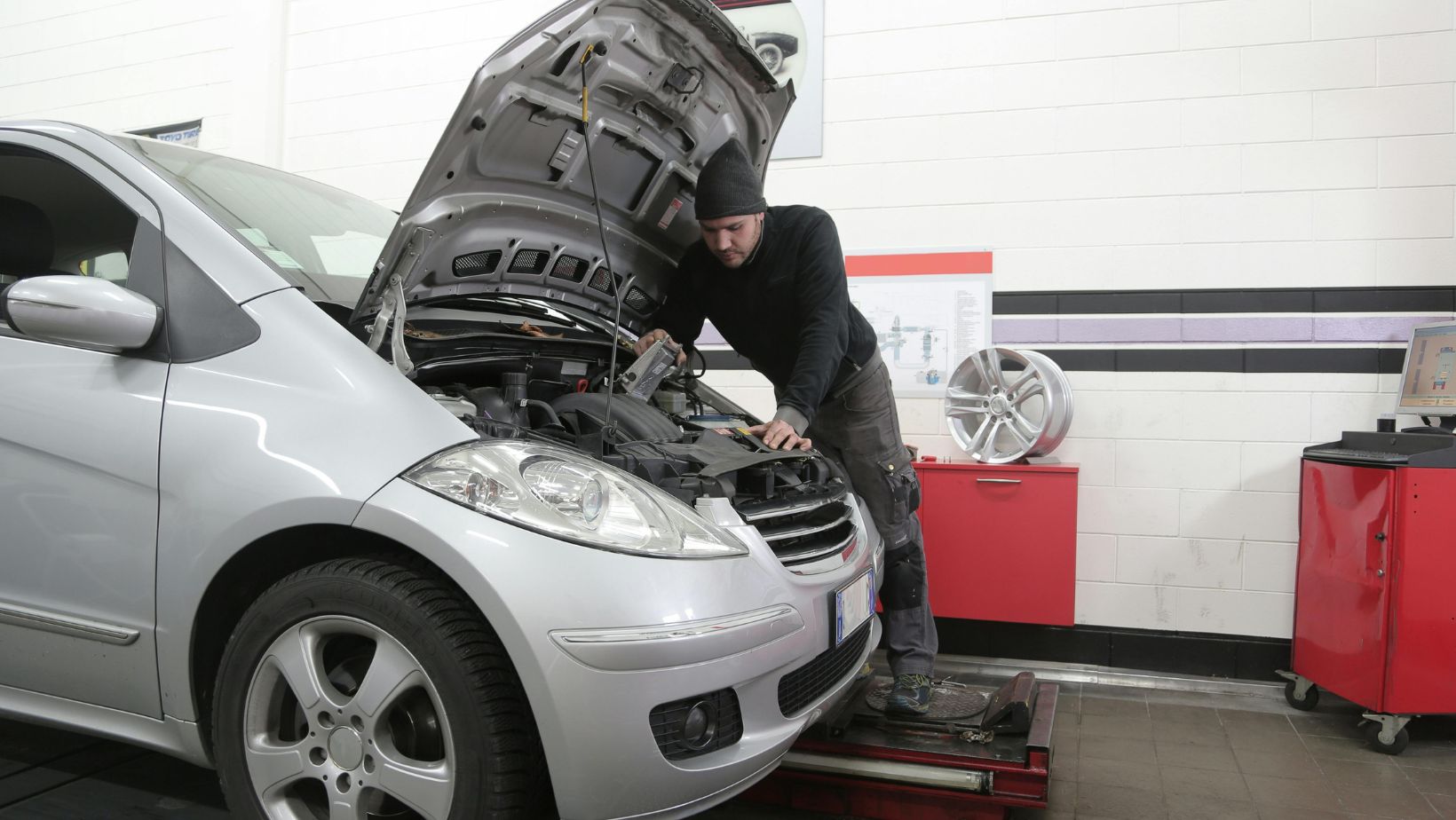Set up a safe home garage for diy car care
