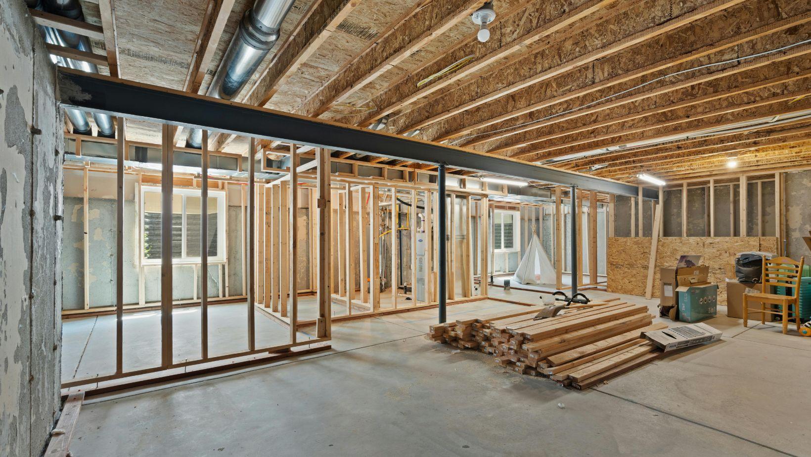 cost management home renovation, home renovation budgeting, renovation cost savings, home remodel cost control, affordable home renovation, renovation budget planning, reduce renovation costs, home renovation expenses, cost effective home remodel, home improvement budgeting